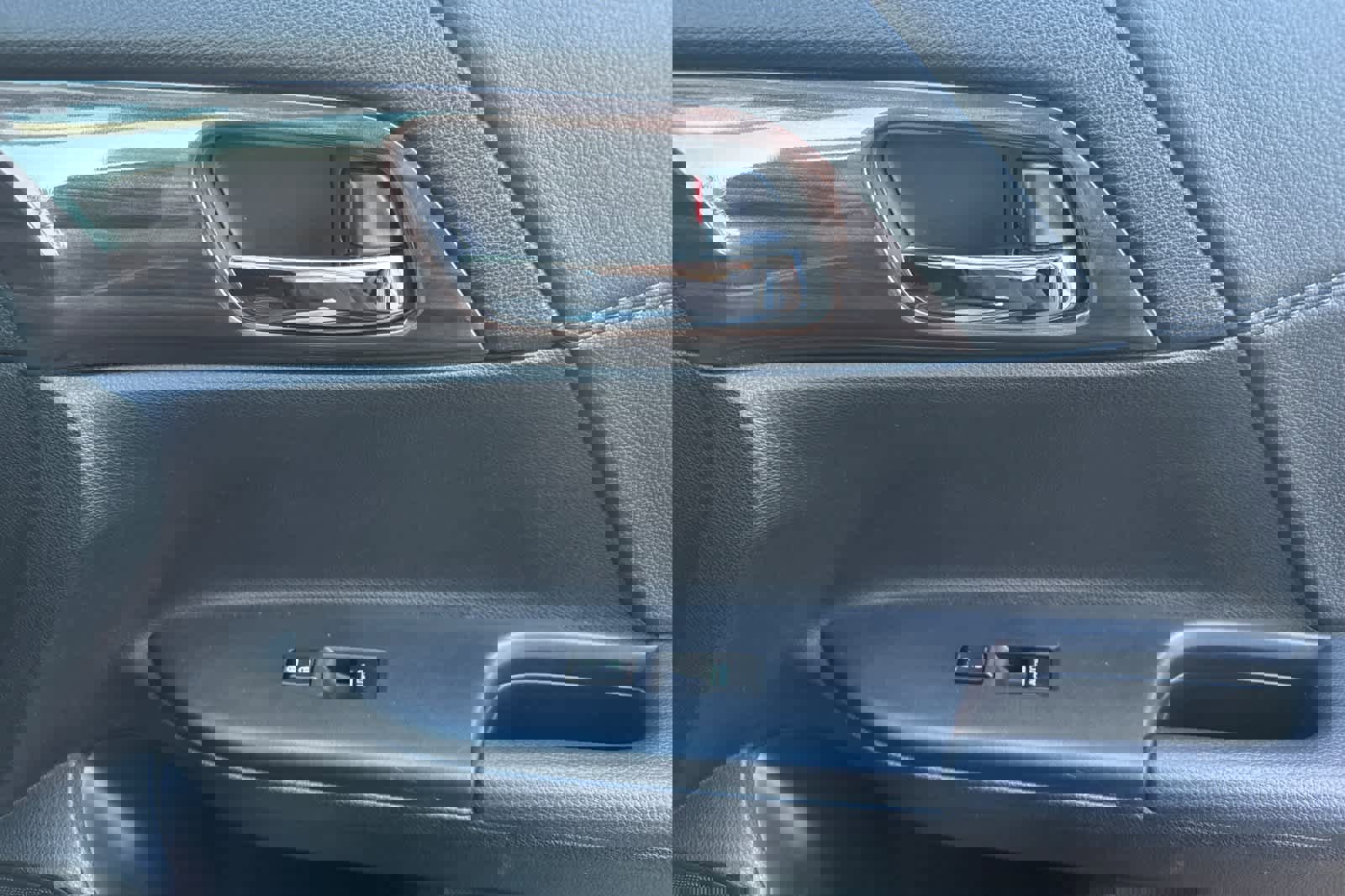 Used 2016 Honda Accord EX-L image 18