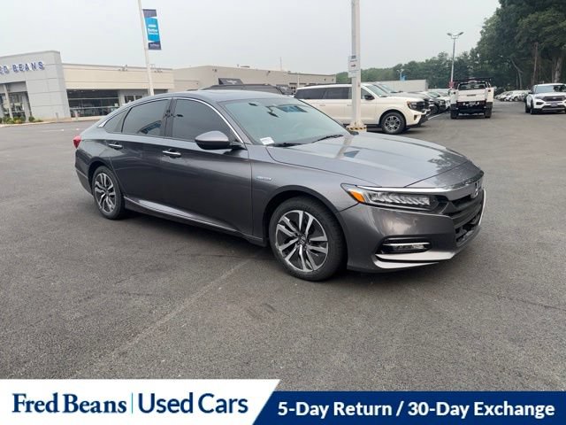 Used 2018 Honda Accord Touring video 1
