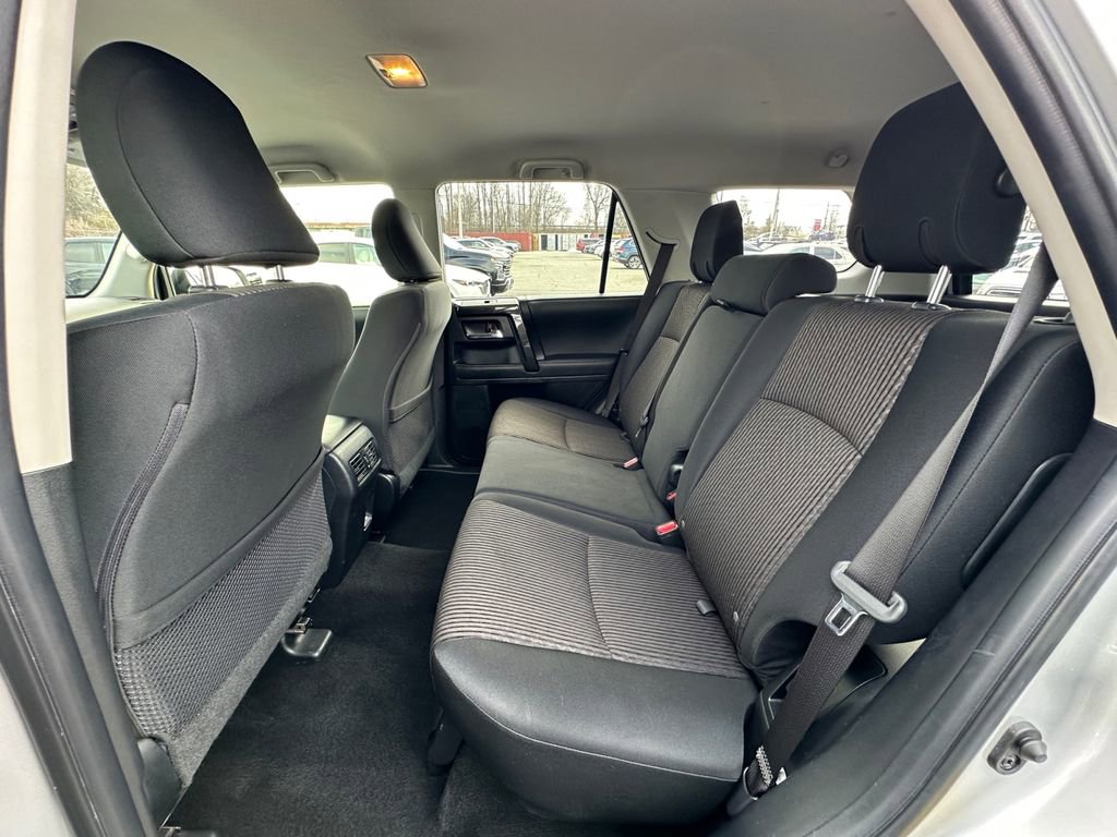 Used 2024 Toyota 4Runner TRD Off-Road image 23