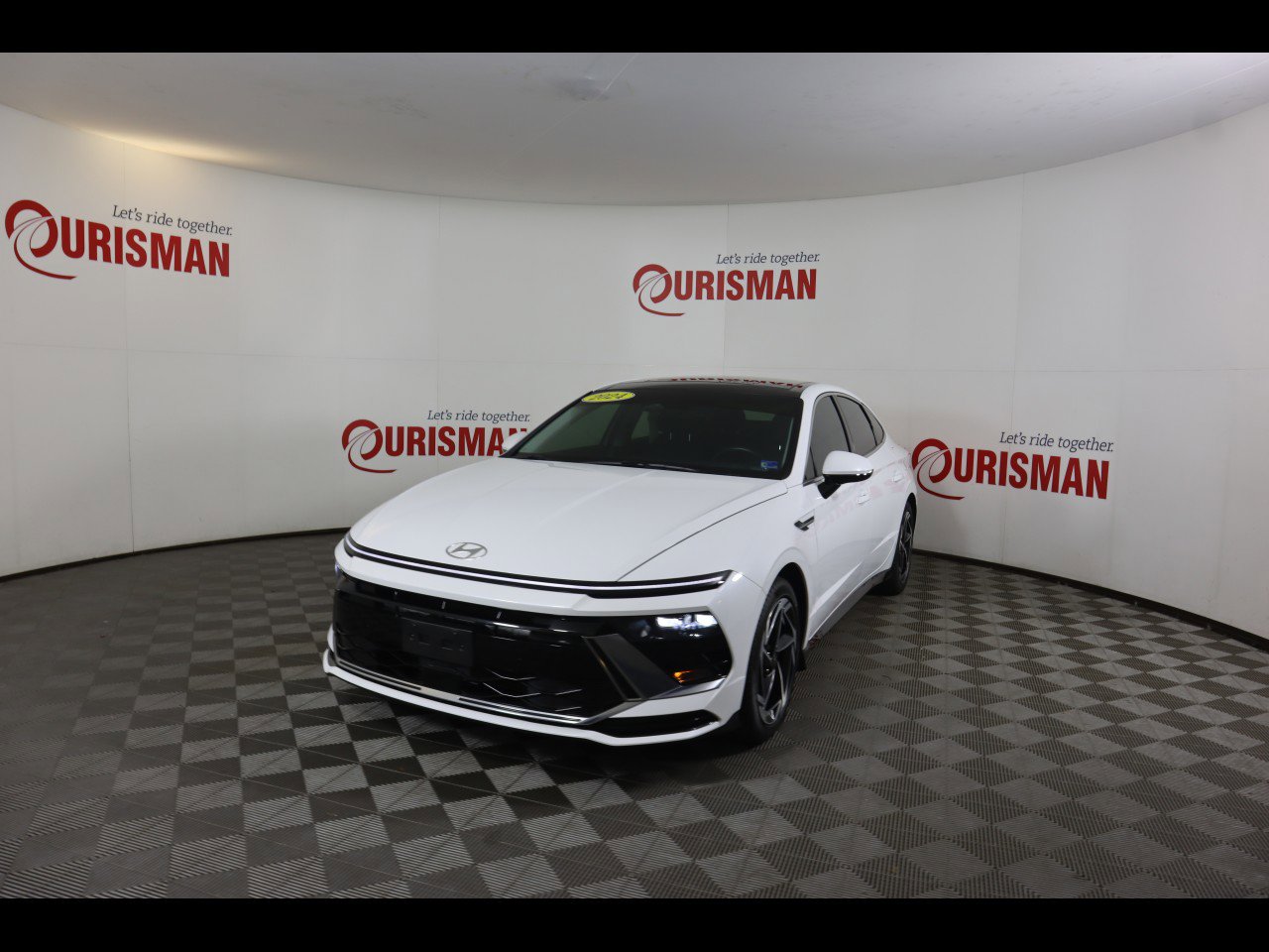 Used 2024 Hyundai Sonata SEL w/ Convenience Package image 2