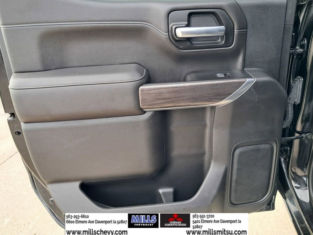 Used 2022 Chevrolet Silverado 1500 LTZ w/ Z71 Off-Road Package image 11