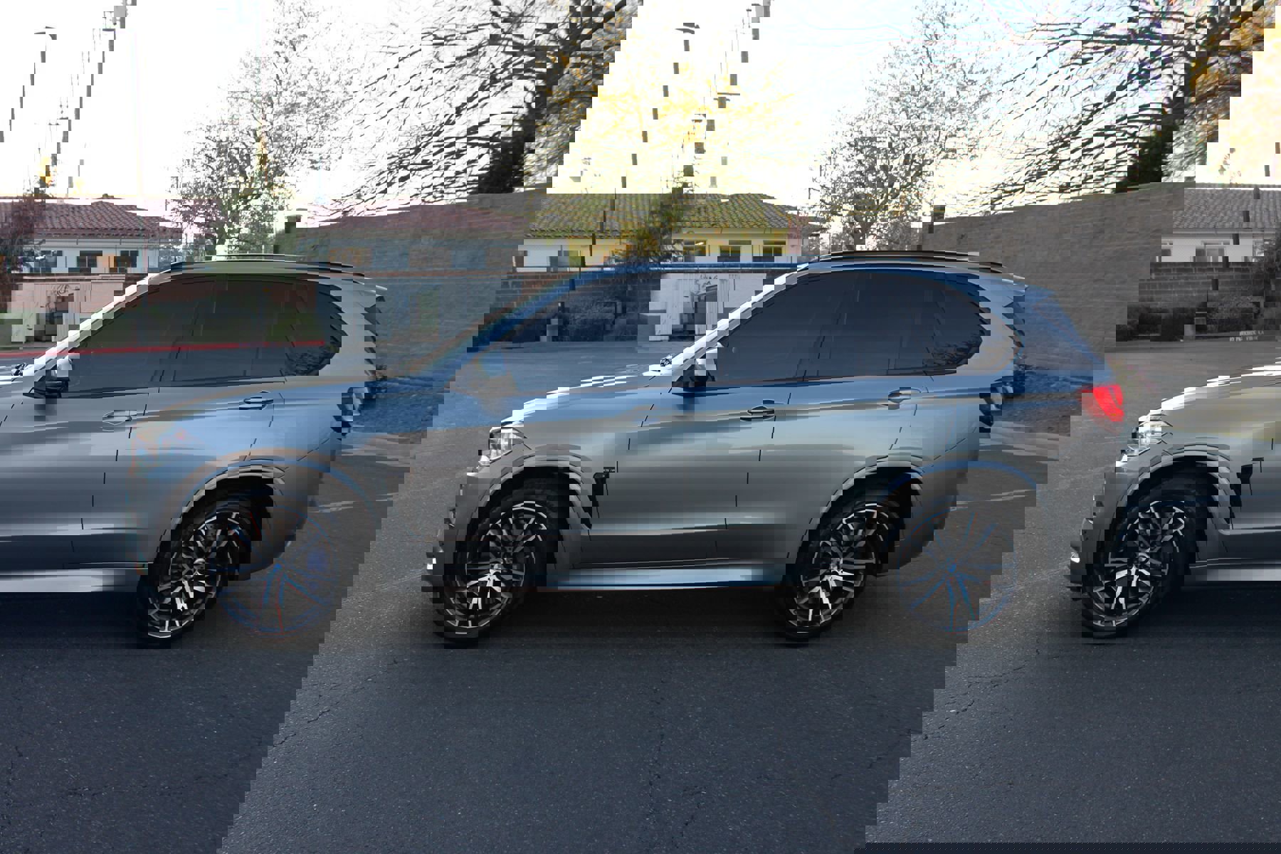 Used 2017 BMW X5 M image 4