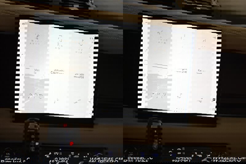 Used 2023 Land Rover Defender 130 X image 33