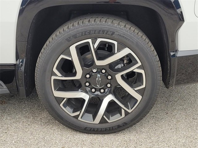 New 2024 Chevrolet Silverado EV RST image 5