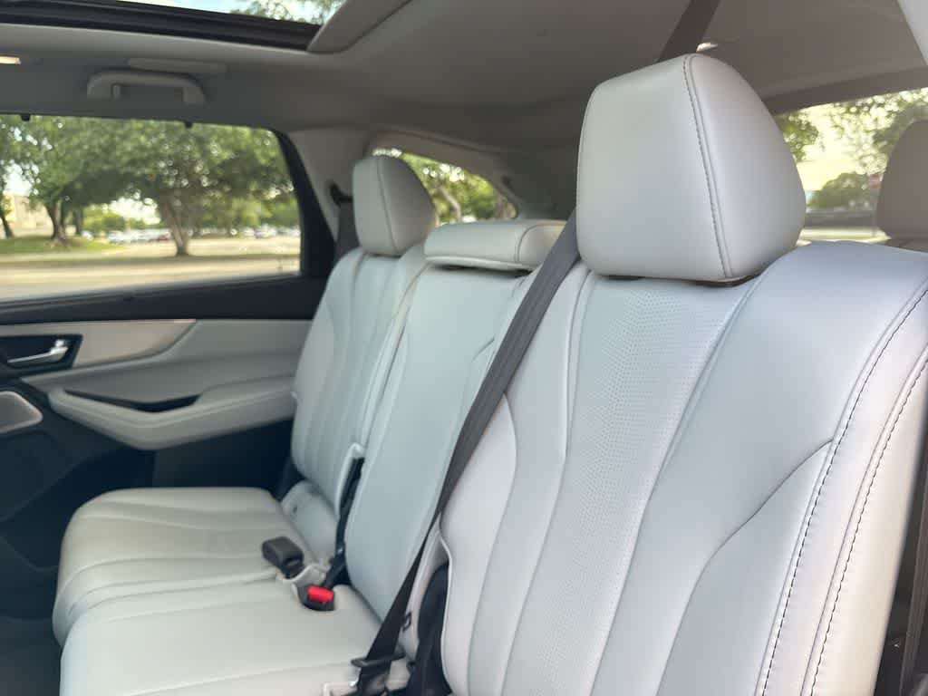 Used 2026 Acura MDX w/ Technology Package FWD image 22