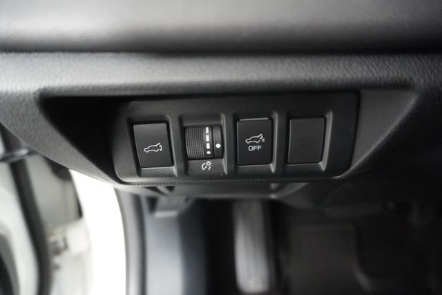 Used 2021 Subaru Outback Touring w/ Popular Package #2 image 26