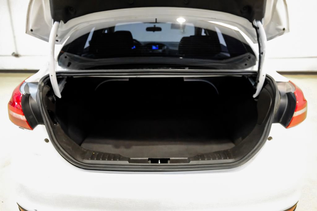 Used 2017 Ford Focus SE FWD image 49