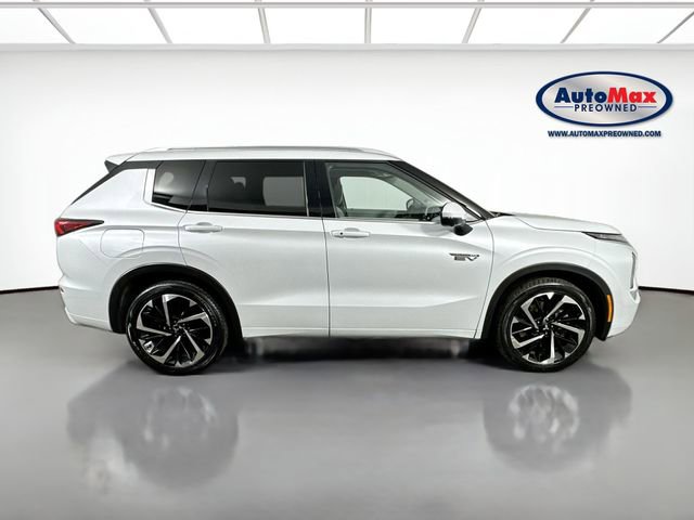 Used 2023 Mitsubishi Outlander SEL AWD/4WD image 10