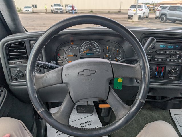 Used 2004 Chevrolet Silverado 2500 LS w/ Snow Plow Prep Package AWD/4WD image 15