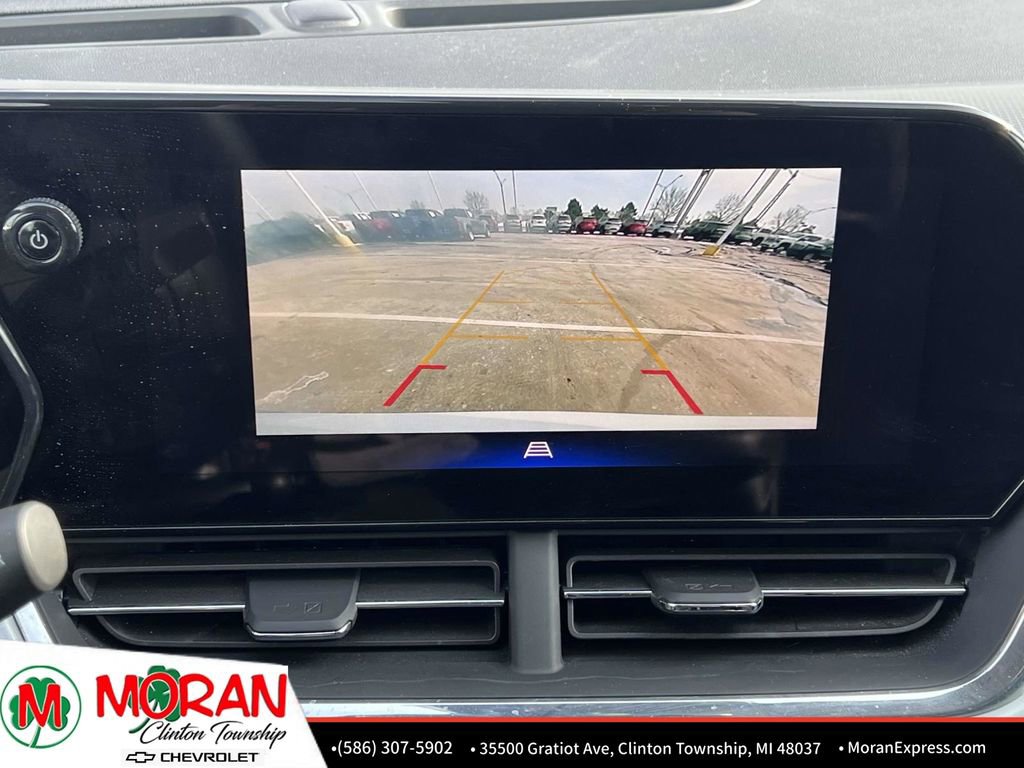 Certified 2025 Chevrolet Trax LT w/ Driver Confidence Package image 21