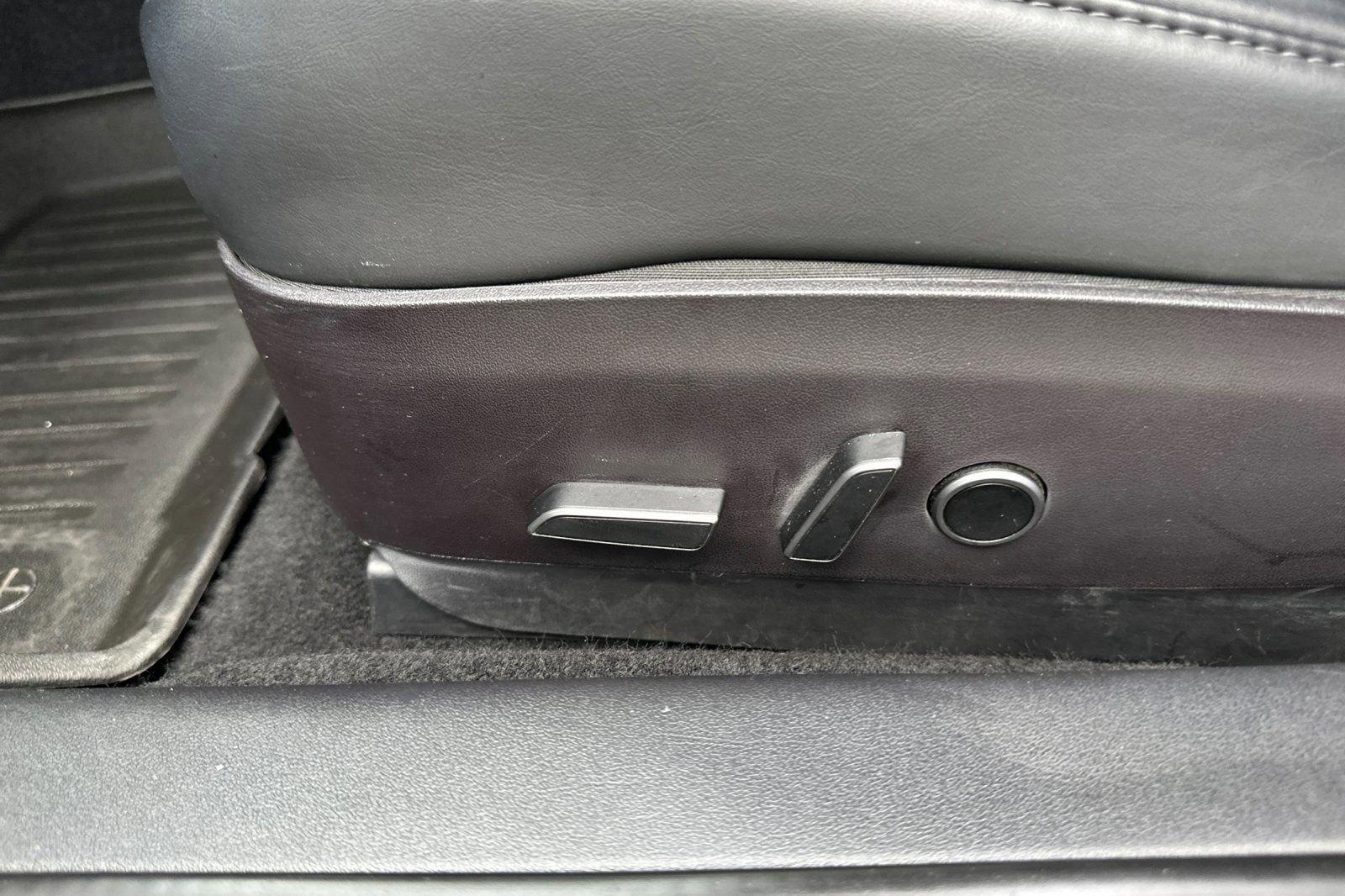 Used 2022 Tesla Model 3 Long Range image 12