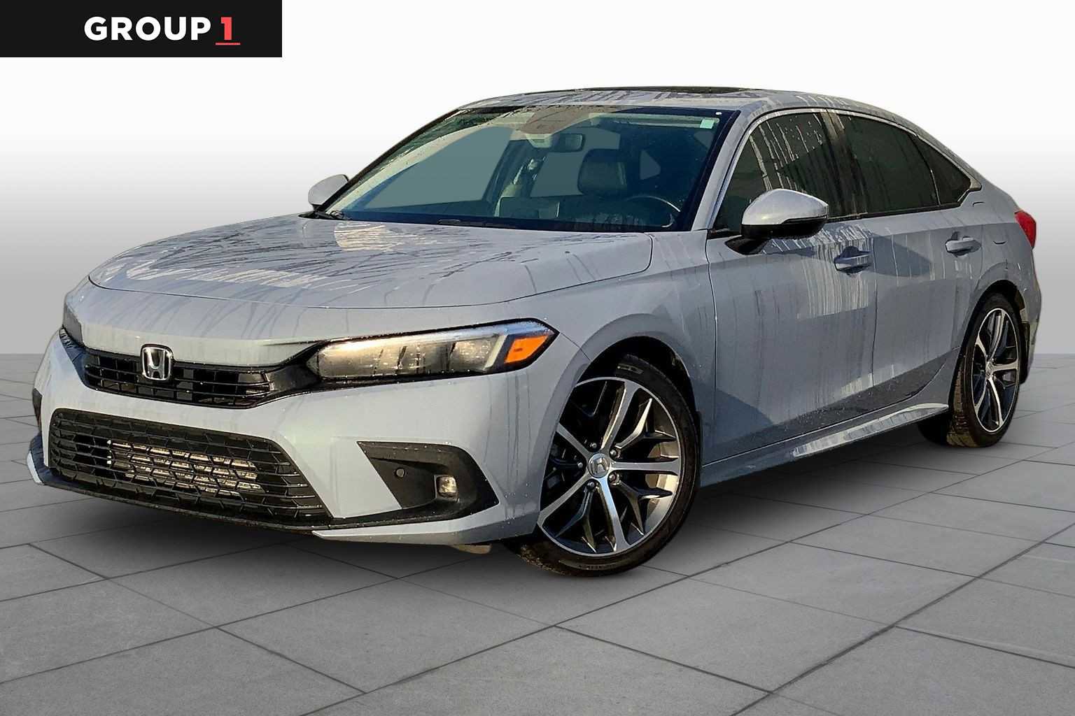 Used 2024 Honda Civic Touring image 1