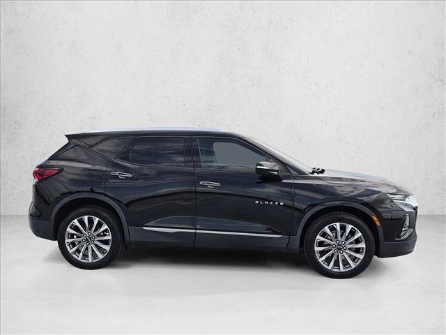 Used 2022 Chevrolet Blazer Premier FWD image 4