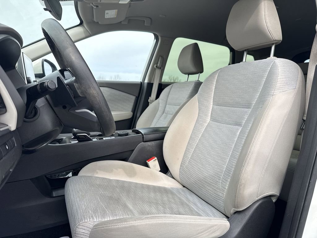 Used 2023 Nissan Rogue SV image 13