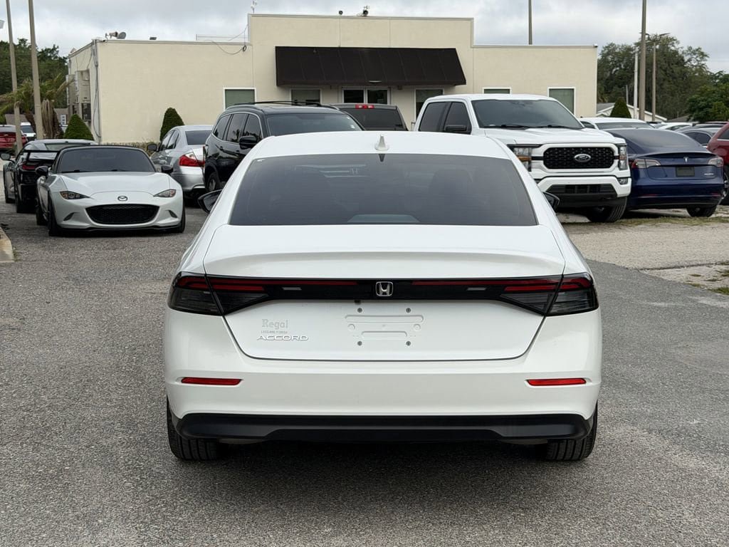 Used 2023 Honda Accord EX image 6