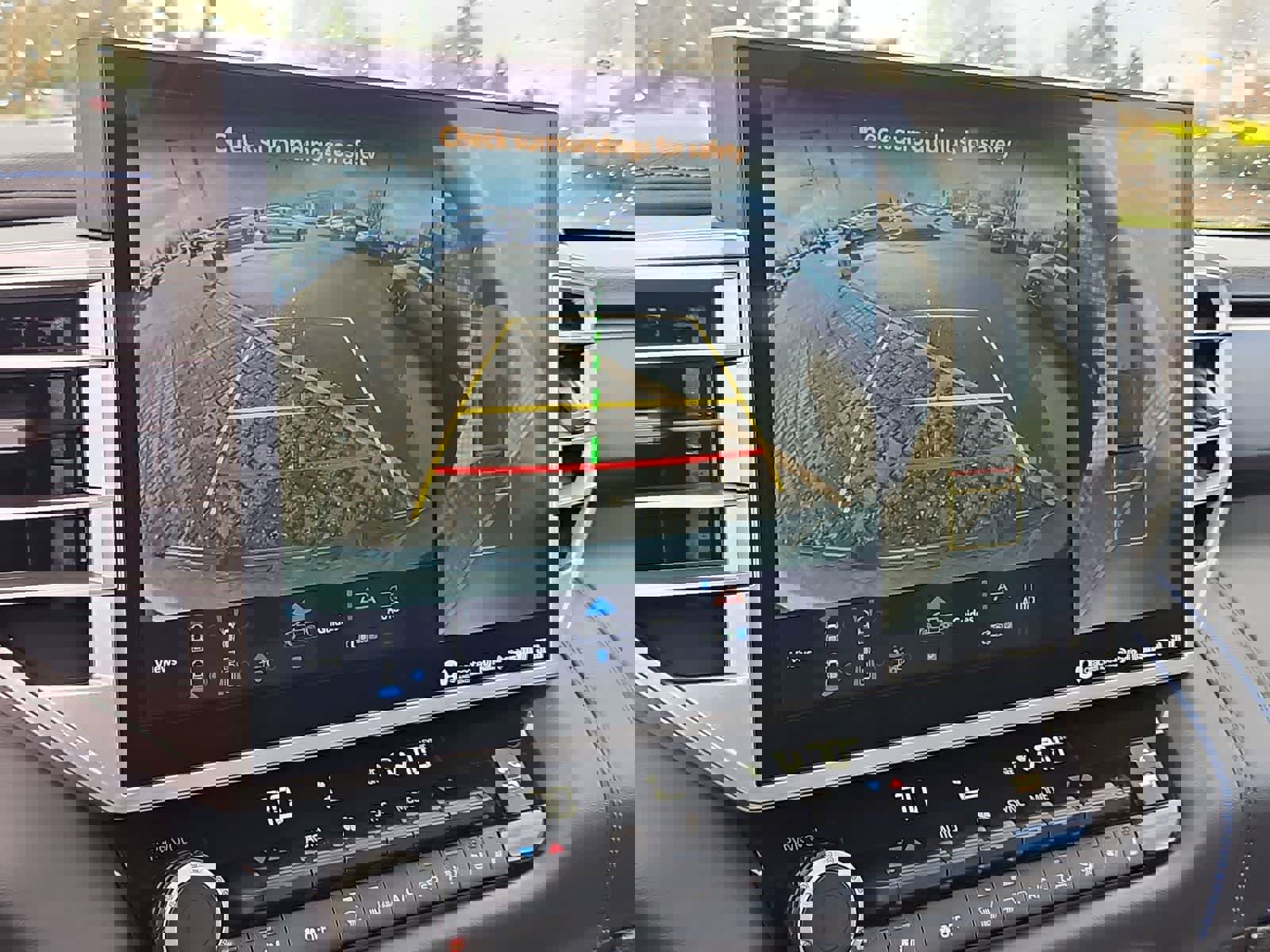 Used 2022 Toyota Tundra Platinum image 30