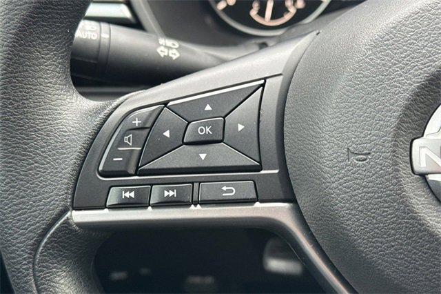 Used 2024 Nissan Altima 2.5 SV image 36