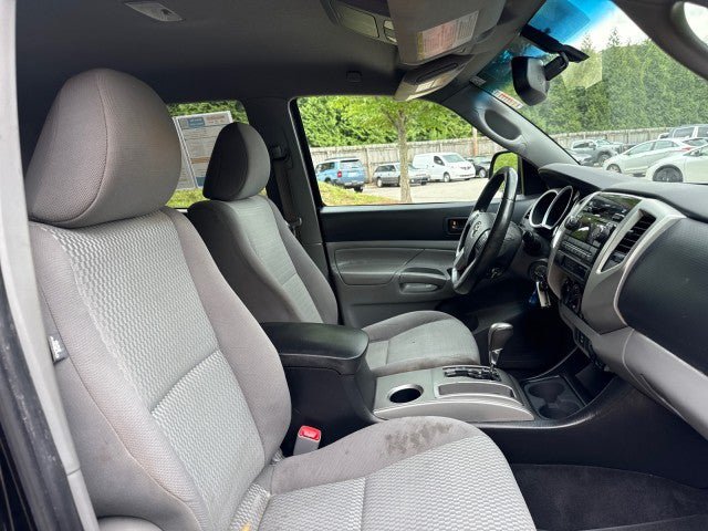 Used 2012 Toyota Tacoma PreRunner w/ SR5 Pkg RWD image 23
