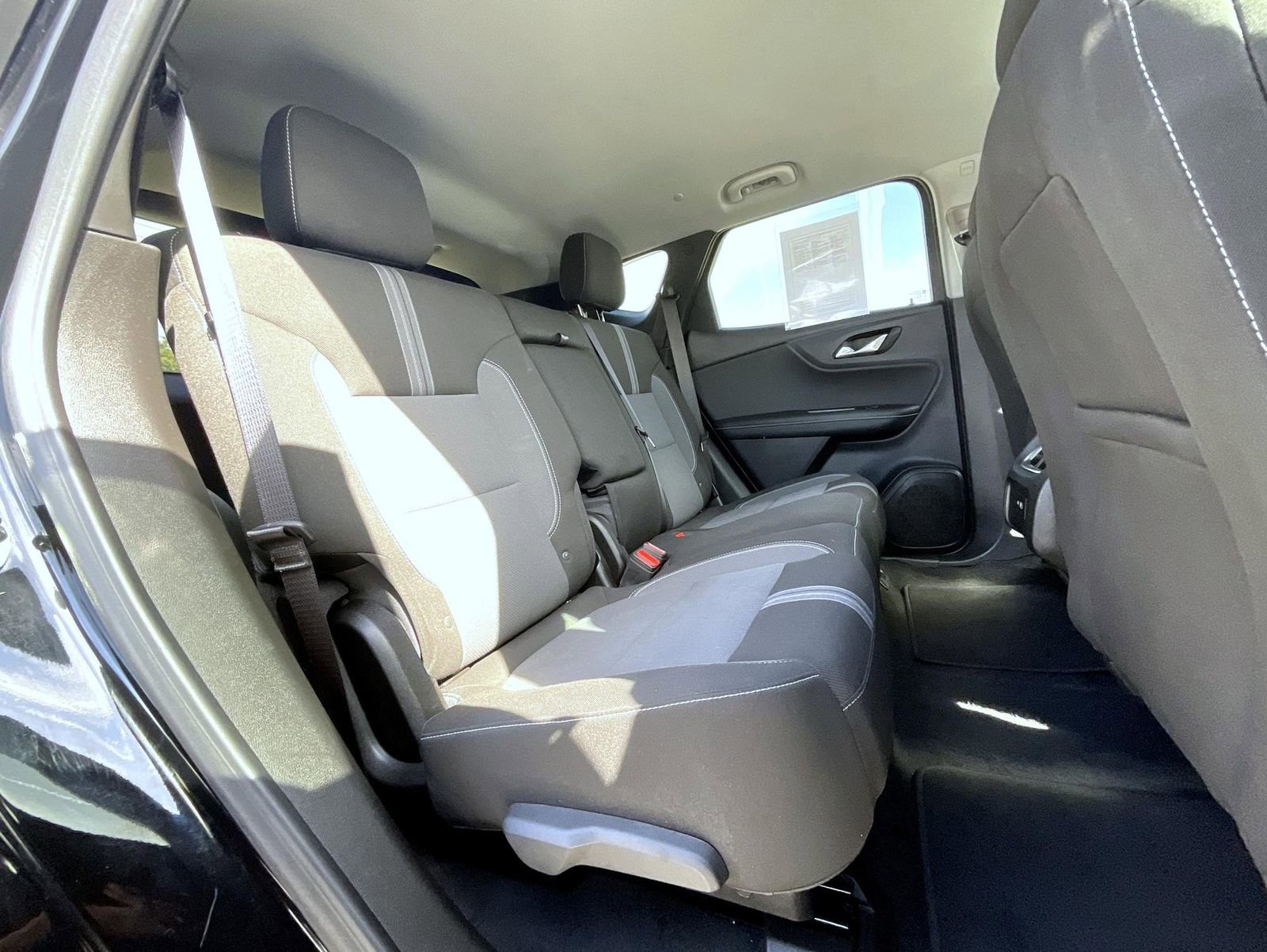 Used 2025 Chevrolet Blazer LT AWD/4WD image 20