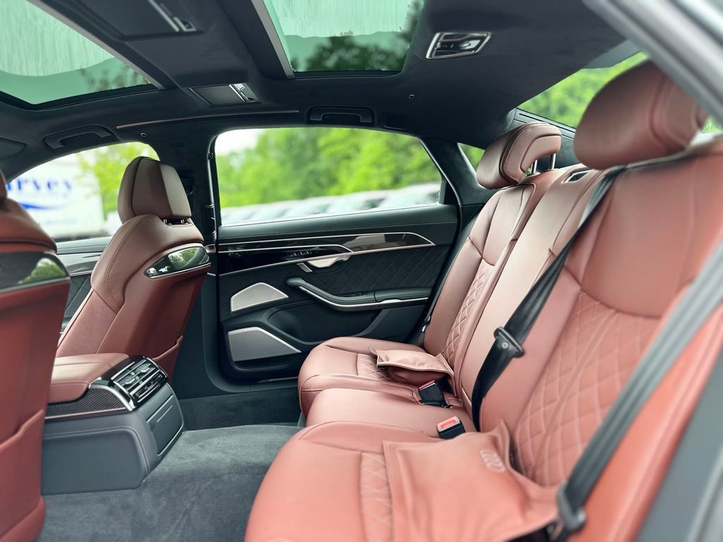 New 2025 Audi S8 image 25