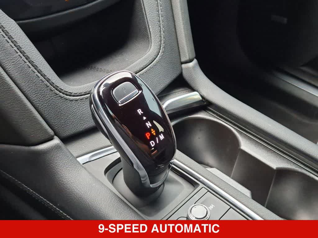 Used 2024 Cadillac XT5 Premium Luxury w/ LPO, Floor Liner Package AWD/4WD image 32