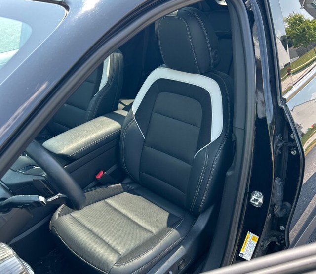 Used 2024 Chevrolet Blazer EV LT AWD/4WD image 2
