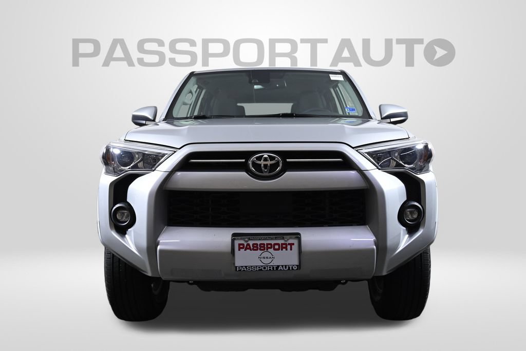 Used 2023 Toyota 4Runner SR5 AWD/4WD image 2