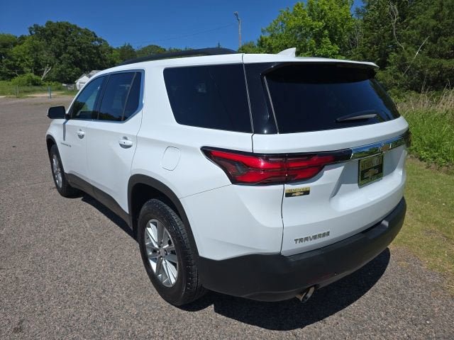 Used 2023 Chevrolet Traverse LT FWD image 4