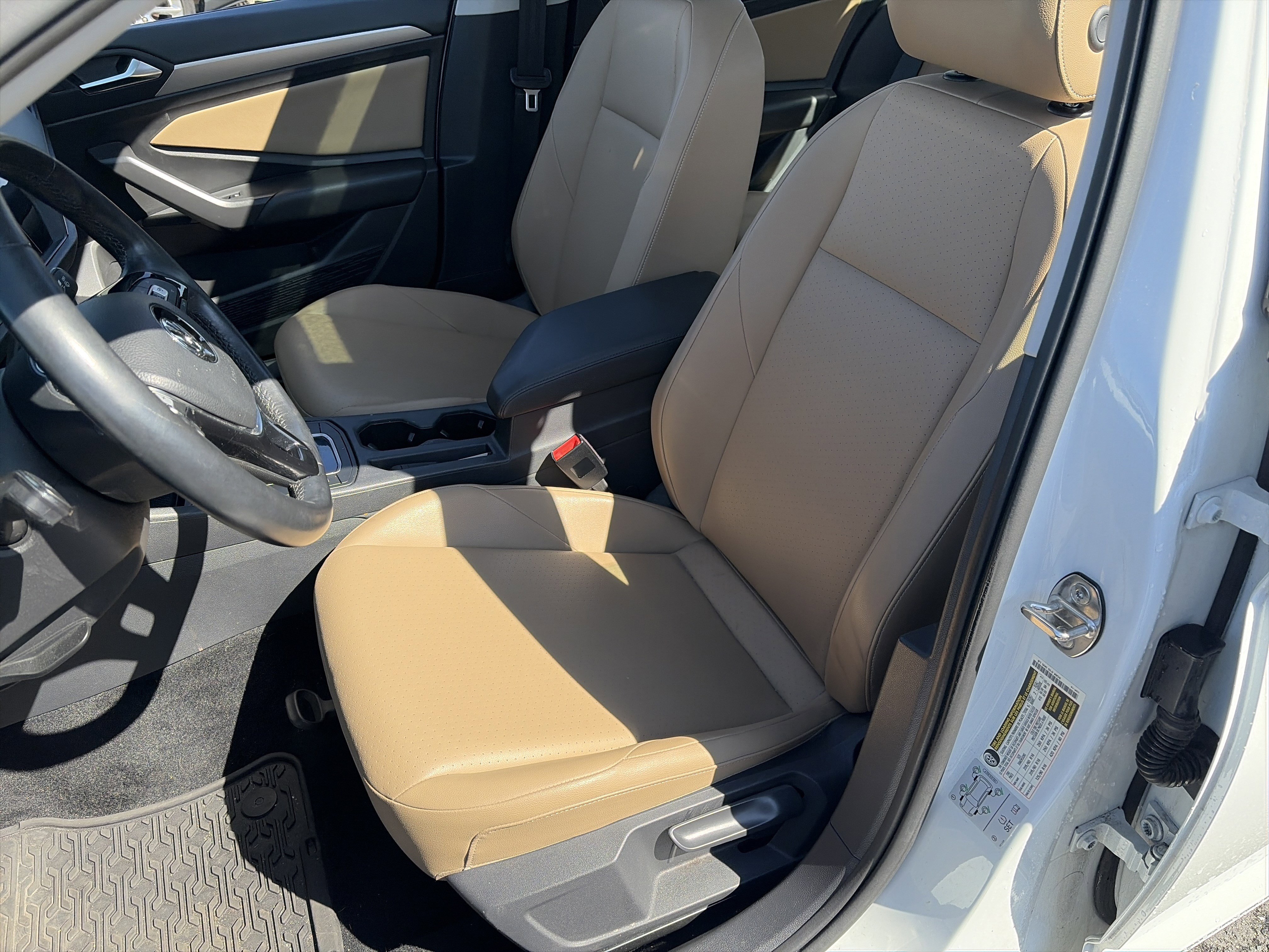 Used 2019 Volkswagen Jetta SE image 17