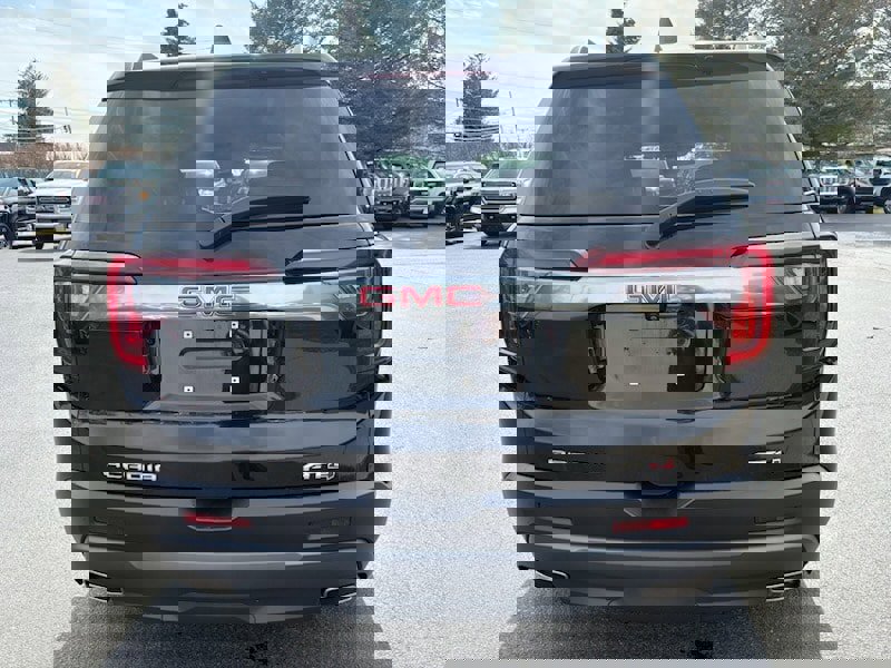Used 2023 GMC Acadia AT4 w/ Preferred Package AWD/4WD image 5