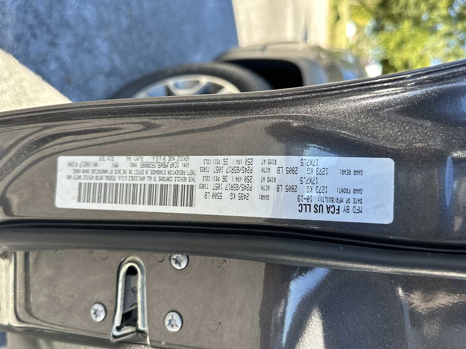 Used 2020 Jeep Cherokee Trailhawk image 31