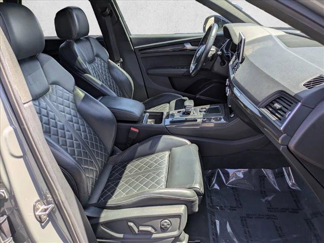 Used 2019 Audi SQ5 Premium Plus w/ Premium Plus Package AWD/4WD image 22