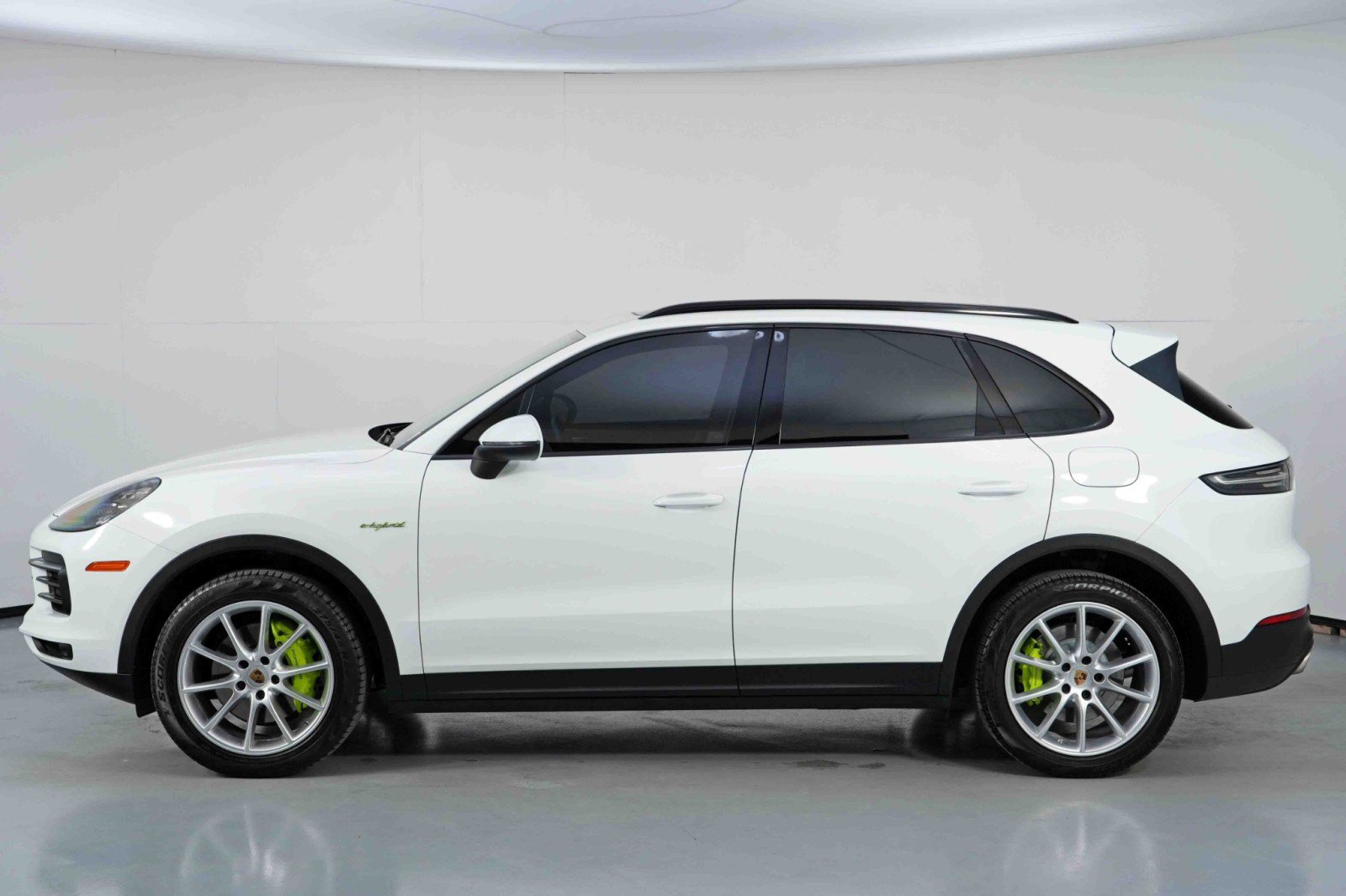 Used 2019 Porsche Cayenne E-Hybrid image 52