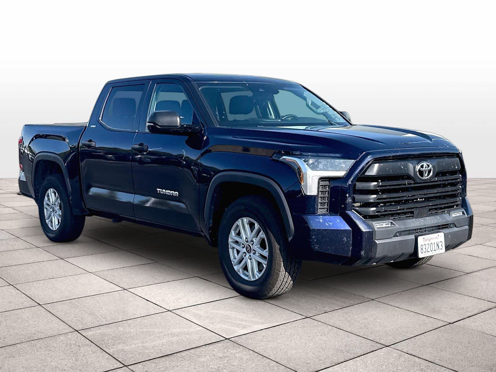 Used 2022 Toyota Tundra SR5 w/ Convenience Package RWD image 3