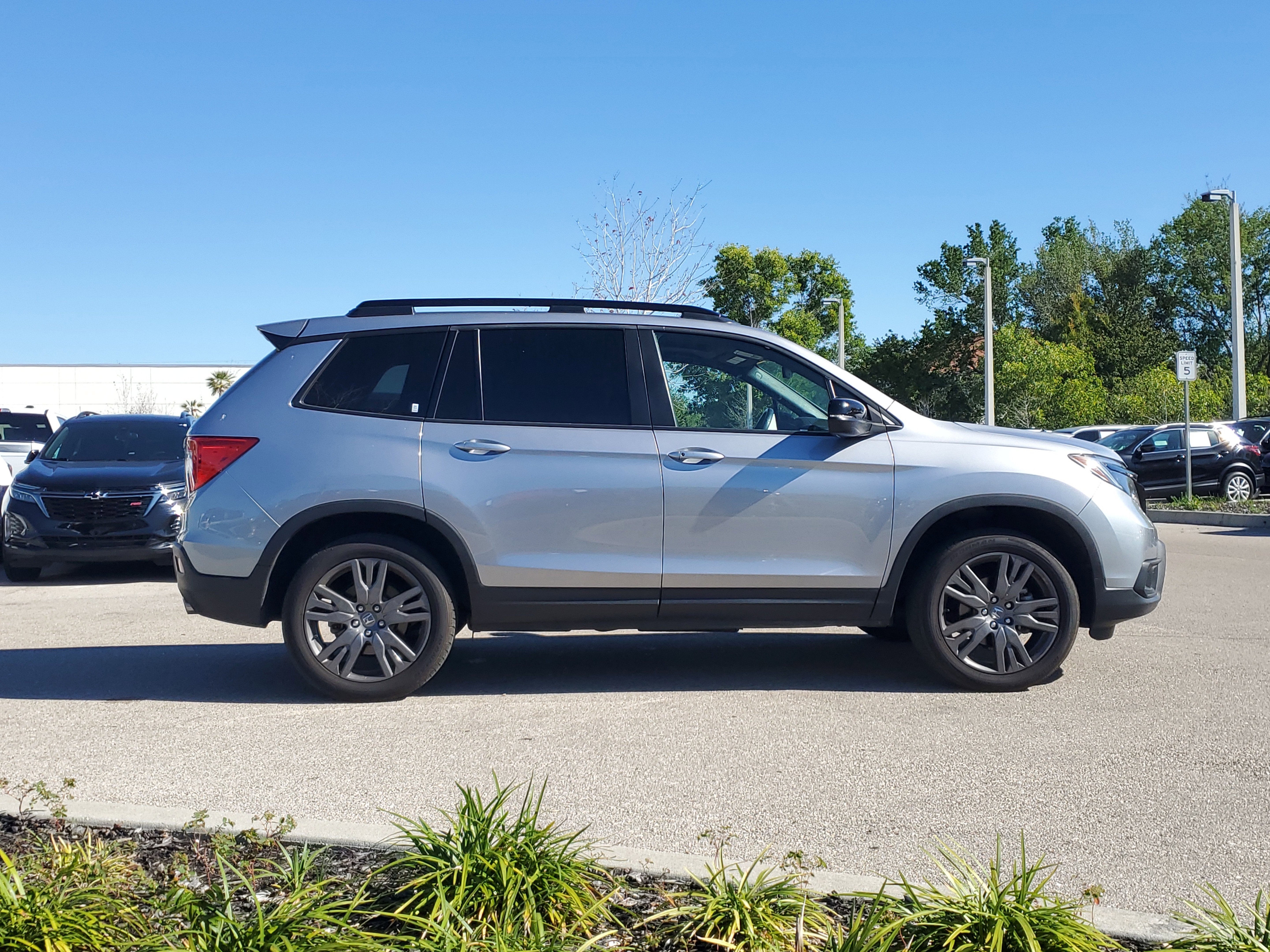 Used 2020 Honda Passport EX-L image 4