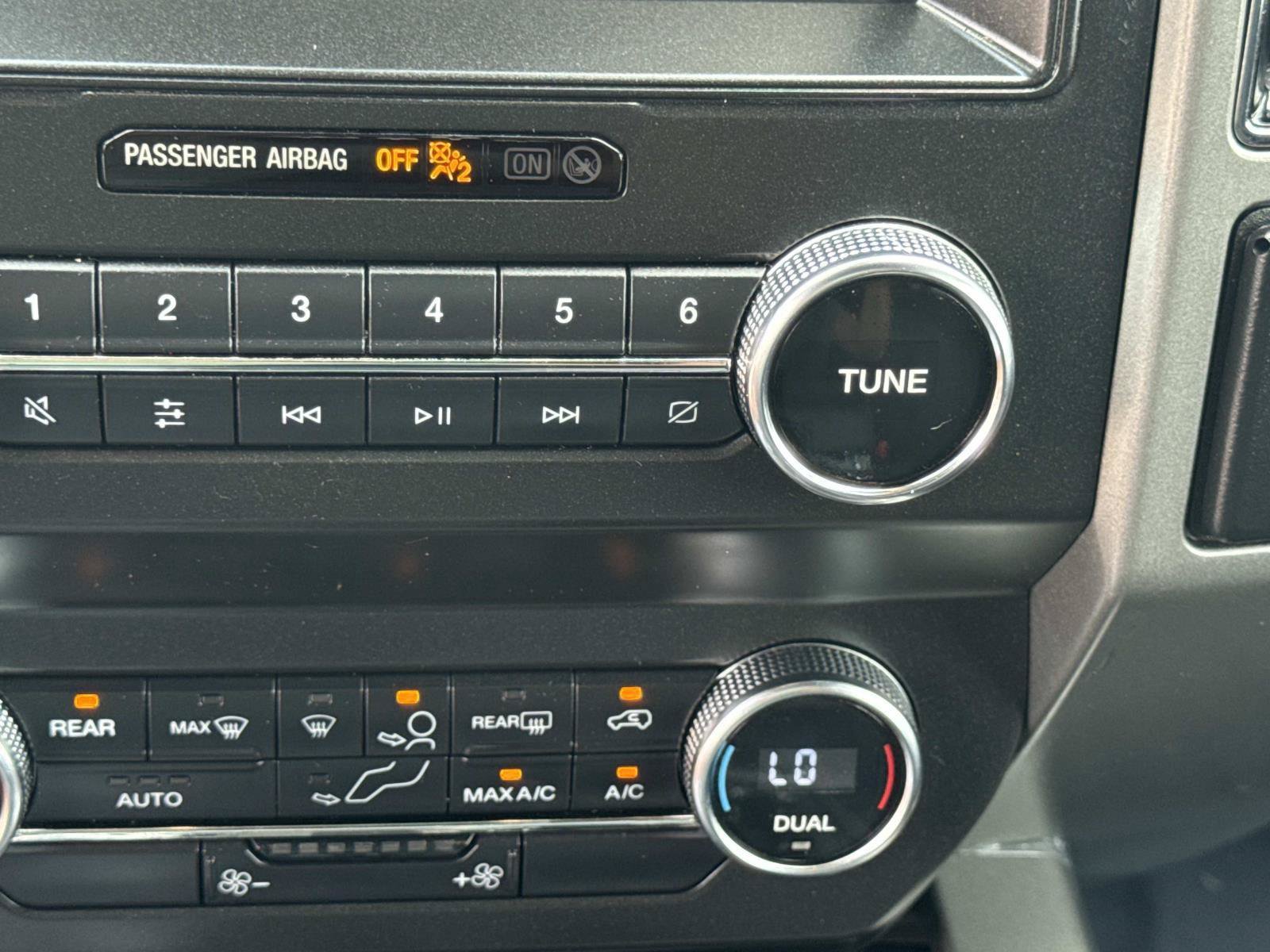 Used 2020 Ford Expedition XLT AWD/4WD image 29