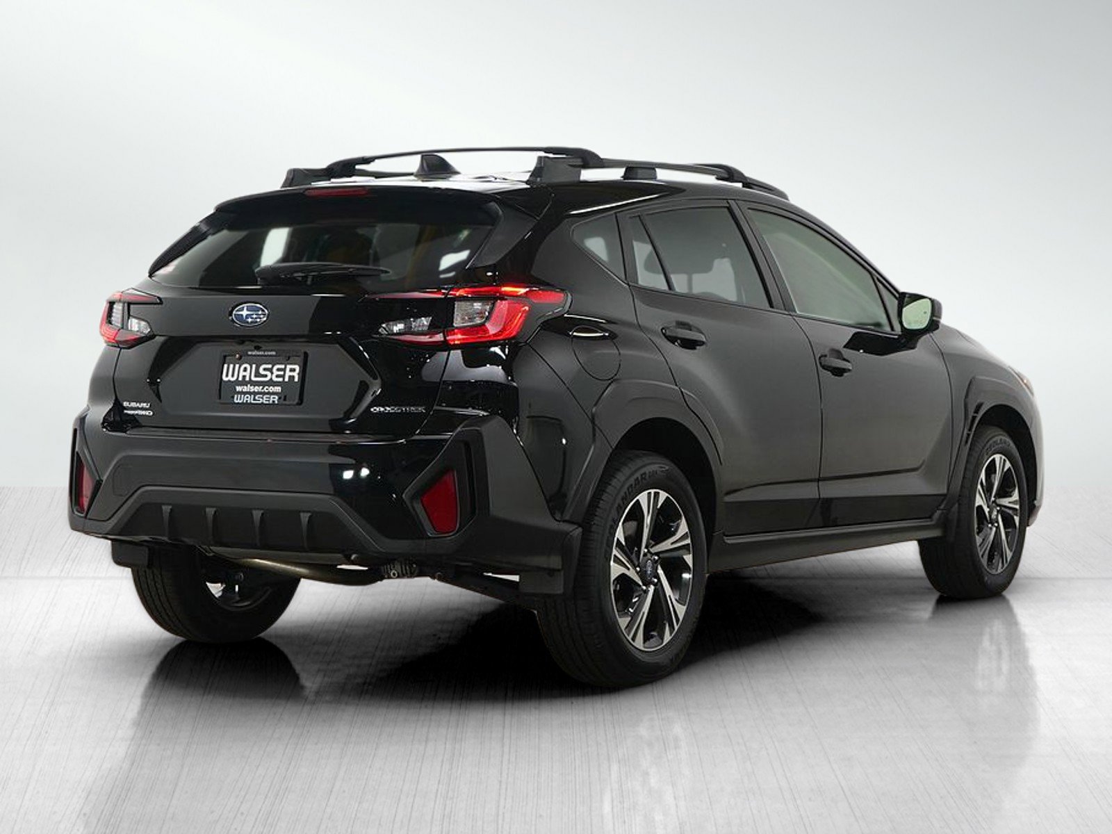 Used 2024 Subaru Crosstrek 2.0i Premium w/ Popular Package #4 image 5