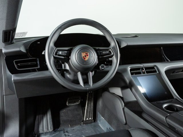 Certified 2025 Porsche Taycan image 4