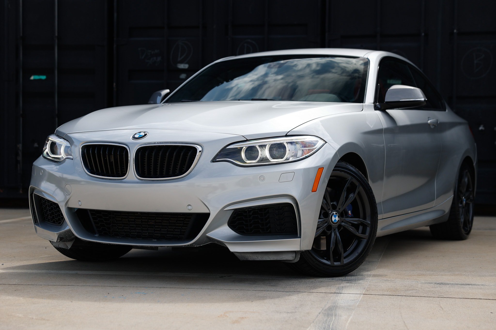 Used 2016 BMW M235i Coupe RWD image 1