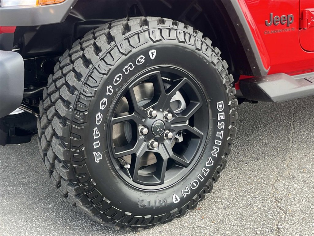 New 2025 Jeep Gladiator Sport image 9