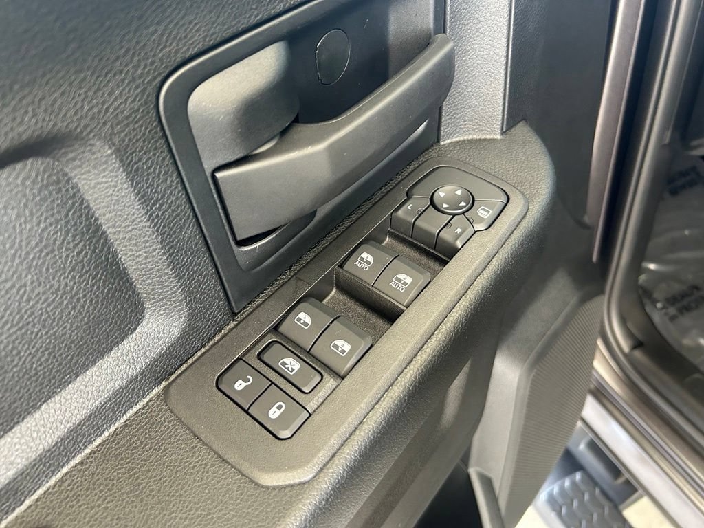 Used 2025 RAM 3500 Tradesman AWD/4WD image 39