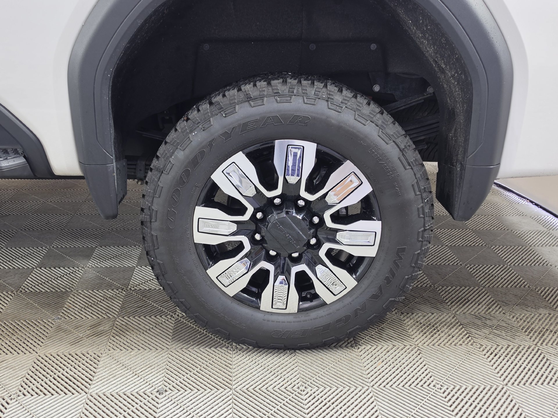 Used 2025 GMC Sierra 2500 Denali w/ Denali Reserve Package AWD/4WD image 45