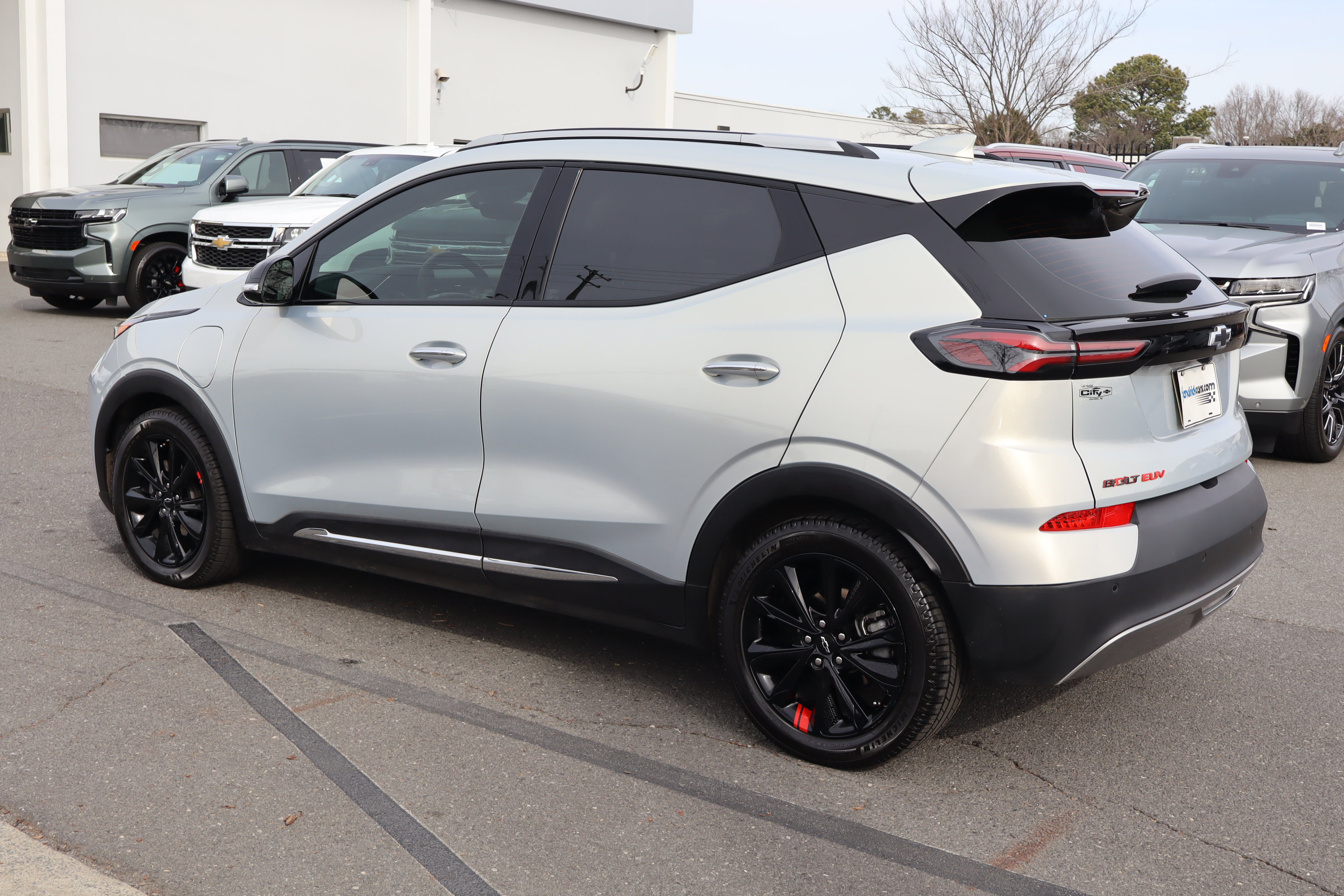 Certified 2023 Chevrolet Bolt EUV Premier w/ Sun & Sound Package image 8