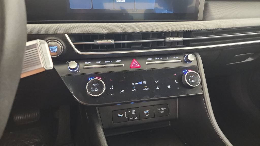 Used 2024 Hyundai Sonata SEL FWD image 15