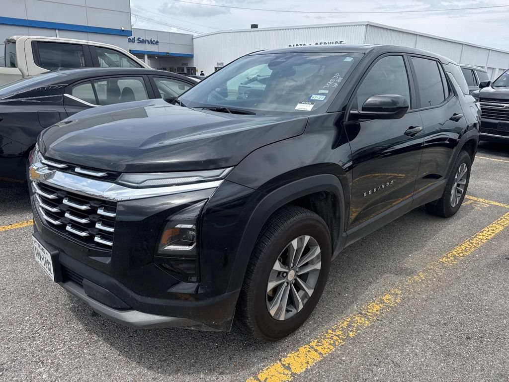 Used 2026 Chevrolet Equinox LT w/ Convenience Package II FWD image 14