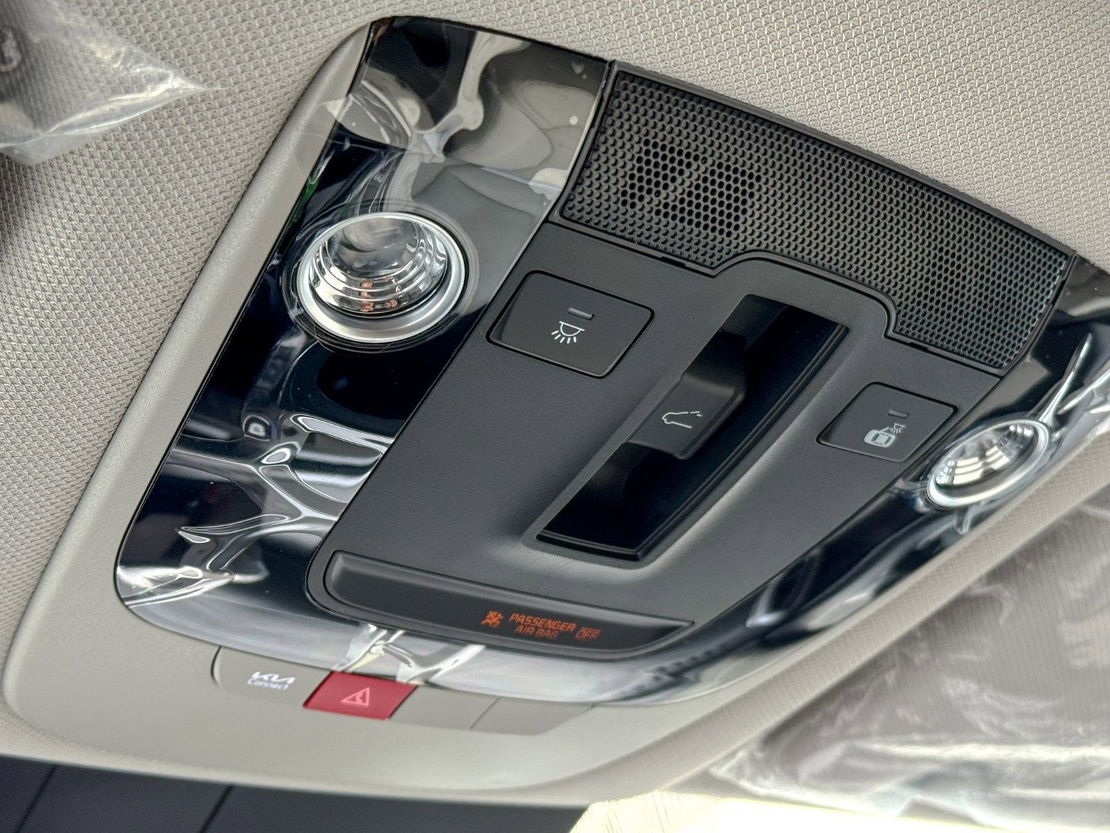 New 2026 Kia Sorento S w/ S Panoramic Sunroof Package image 30