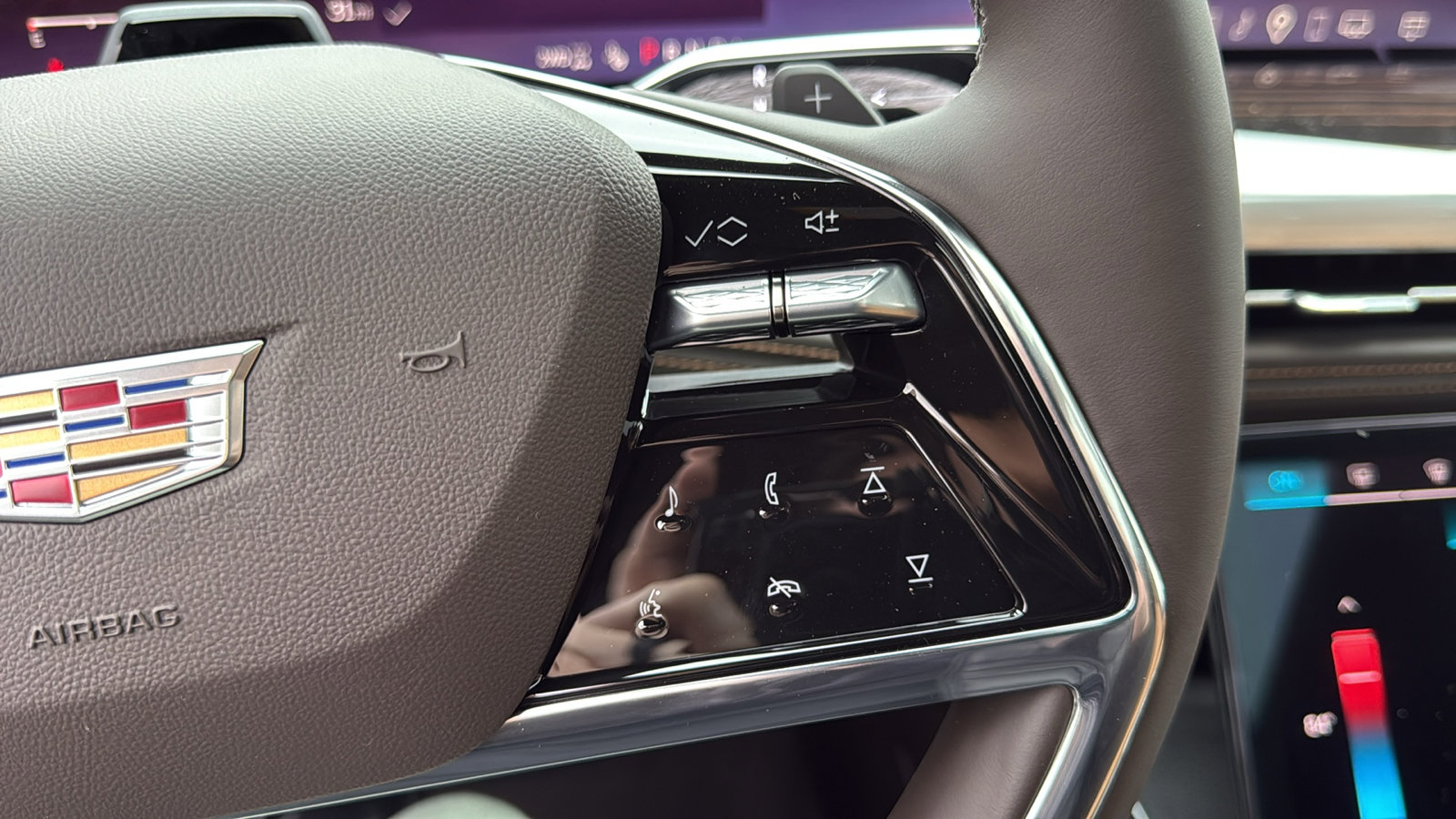 New 2026 Cadillac Escalade Luxury image 17