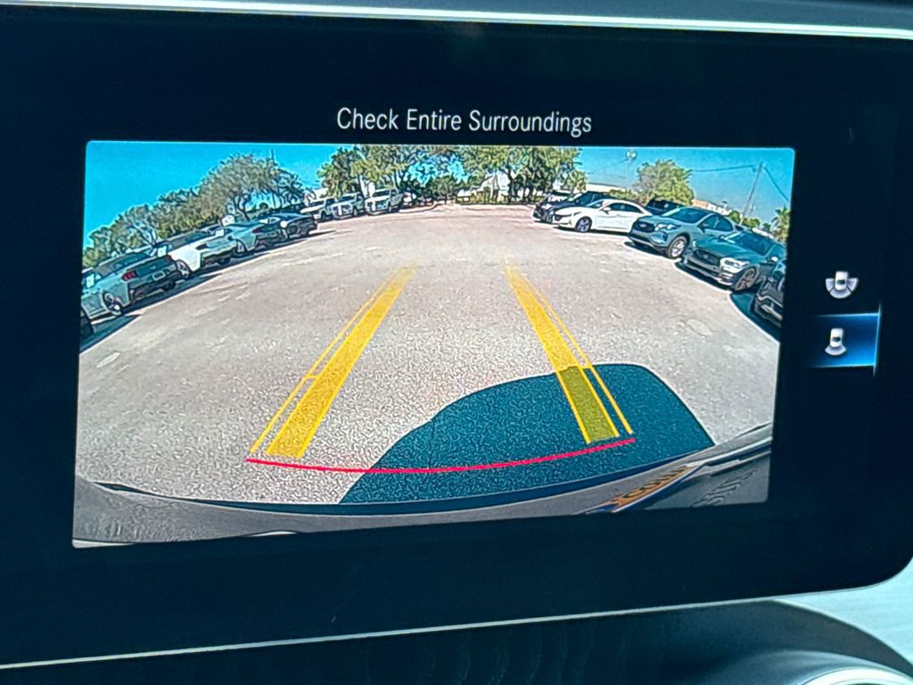 Used 2020 Mercedes-Benz GLC 300 image 19