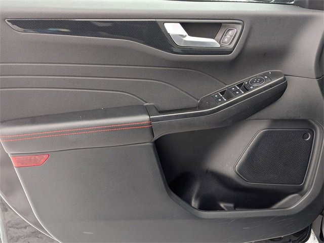 Used 2025 Ford Escape ST-Line image 14