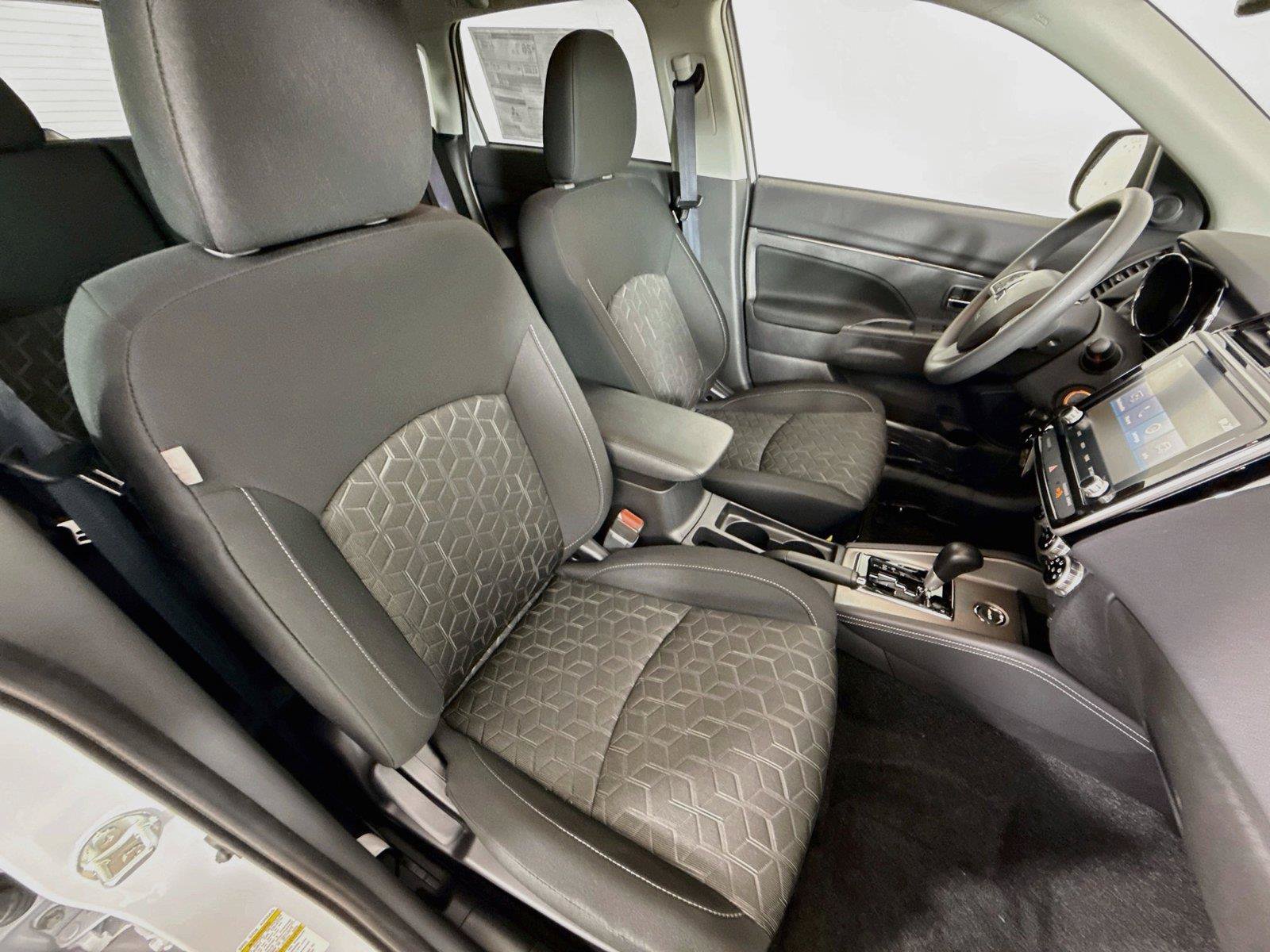 New 2027 Mitsubishi Outlander Sport ES AWD/4WD image 25